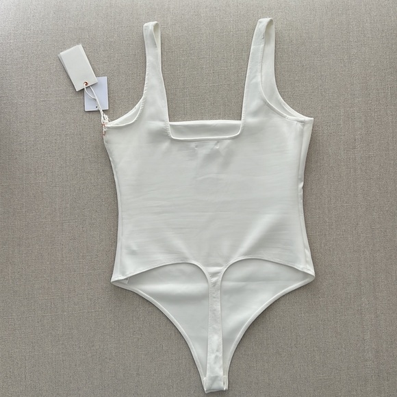 GOOD AMERICAN White Modern Tank Scuba Bodysuit Size Large - Picture 12 of 12